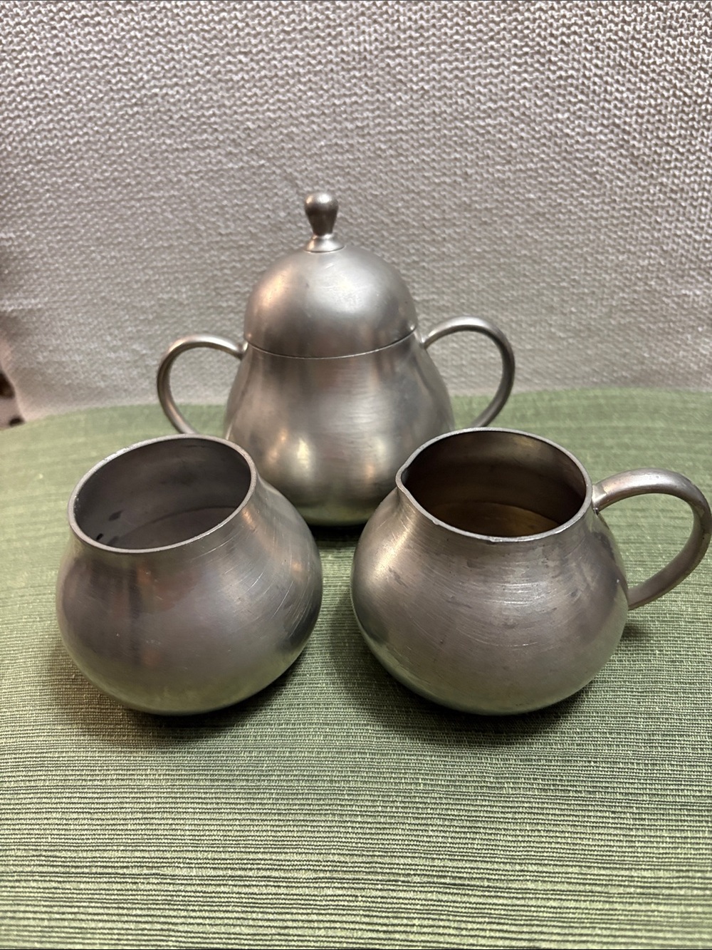 Meeuws - Pewter Sugar and Creamer Set